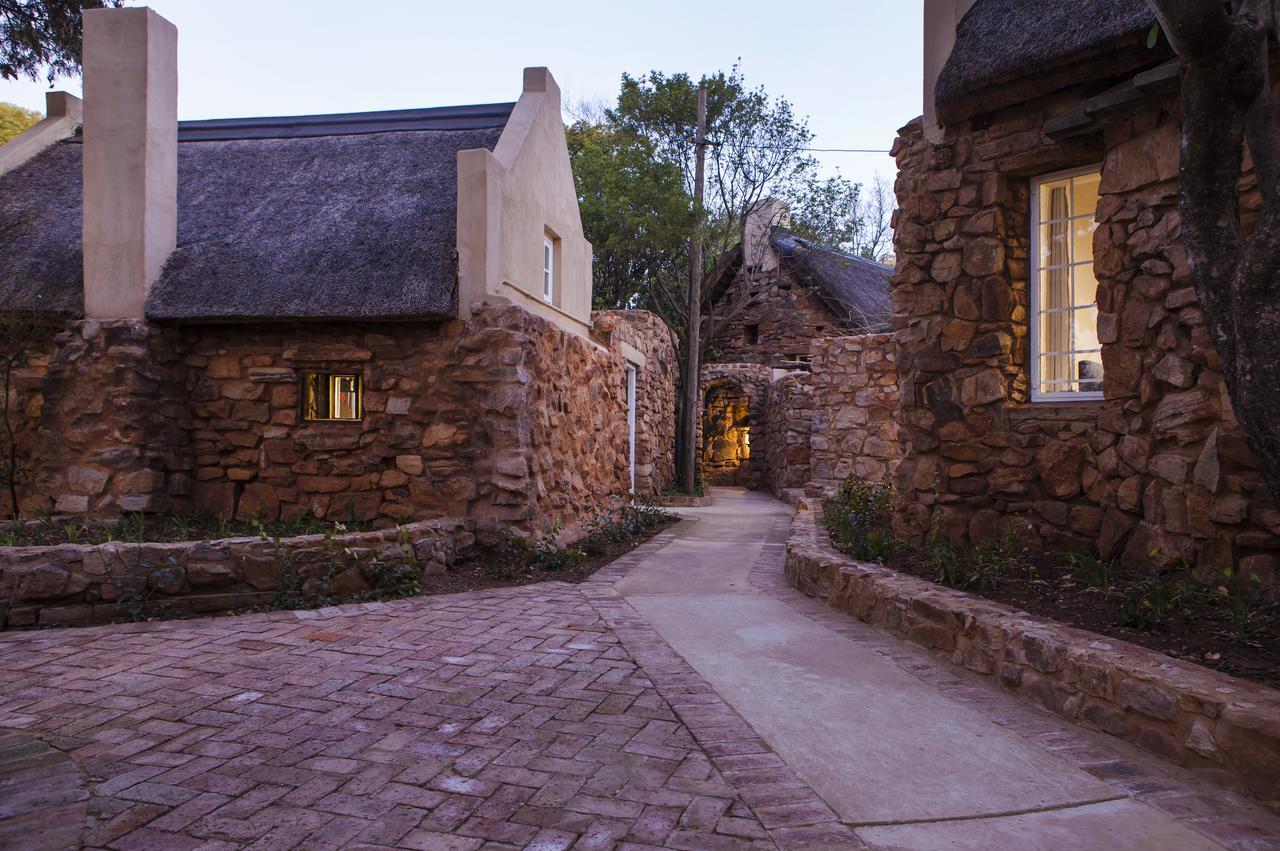 Hotel Pierneef'S Kraal Pretoria-Noord Exterior foto